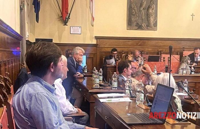 Le quorum manque, il manque la modification du budget avec les 2 millions et 300 mille euros pour le rond-point de la Via Fiorentina