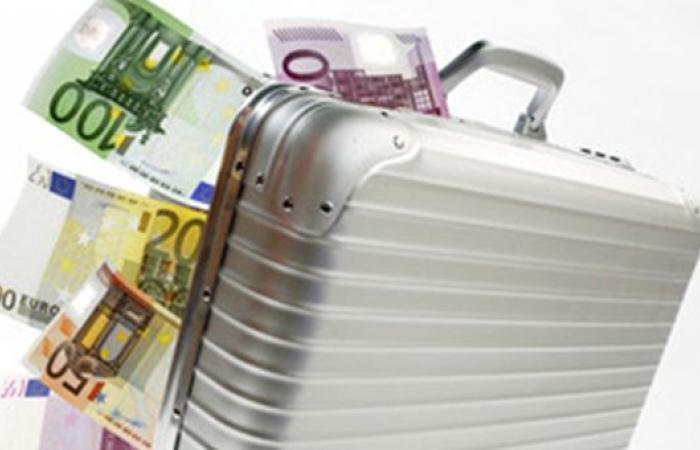 Altroconsumo, vols low cost : avec les frais supplémentaires le prix augmente de 363% – Économie et Finance
