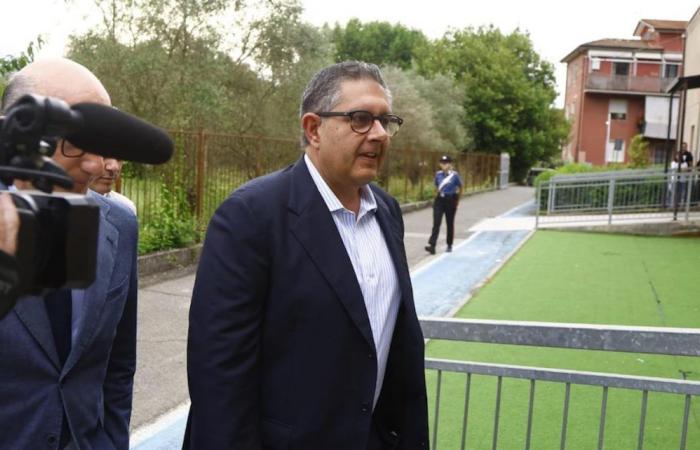 Enquête en Ligurie, Giovanni Toti reste assigné à résidence : demande de révocation rejetée
