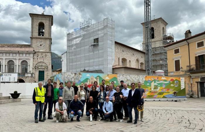 Constructeurs du Cefs et étudiants visitant les chantiers de reconstruction de Pérouse et Norcia