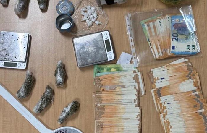 RIMINI: Transaction dans une pizzeria, propriétaire arrêté, drogue et argent saisis