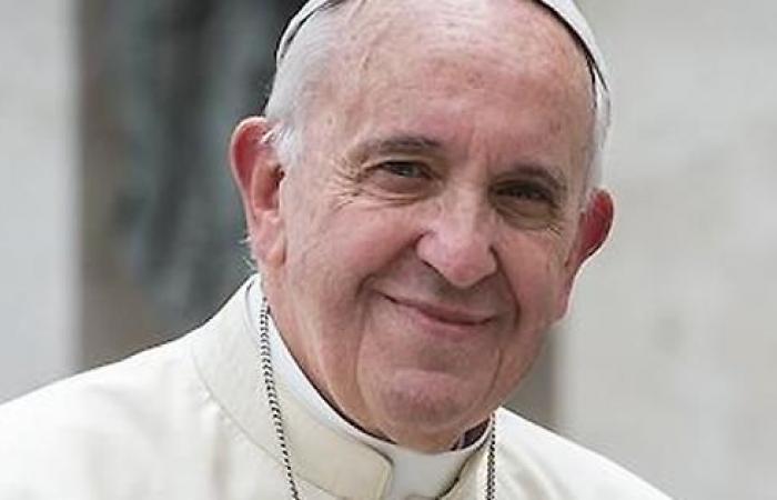 Le pape François au G7 dans les Pouilles : une journée historique entre diplomatie et spiritualité