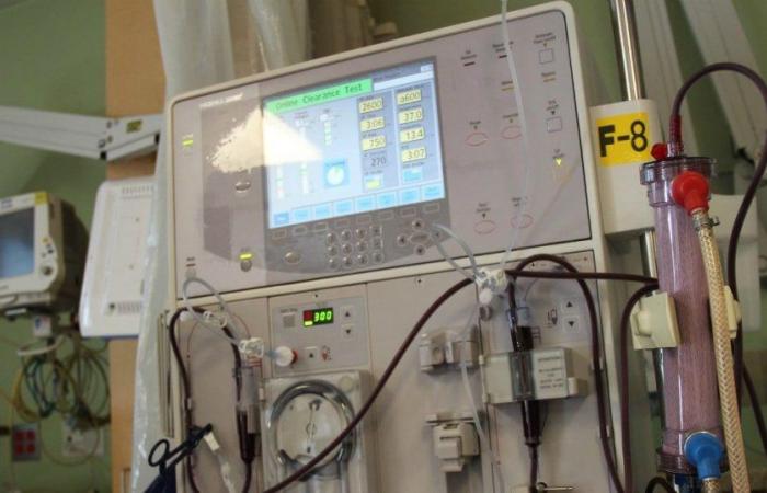 Sécheresse en Sicile, sans eau pas de dialyse : la Région l’achète aux particuliers. “3 mille patients à risque”