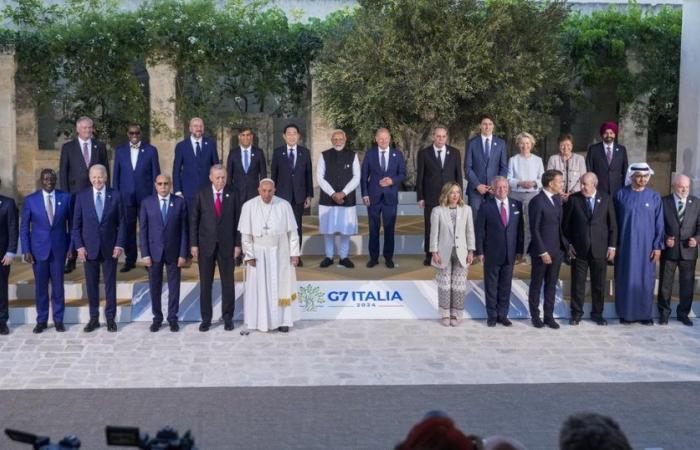 G7 : Meloni reçoit un soutien pour Piano Mattei, les migrants et AI. Frost avec Macron sur les droits