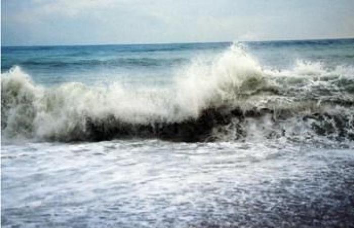 Interdiction de baignade à deux endroits du front de mer de Crotone