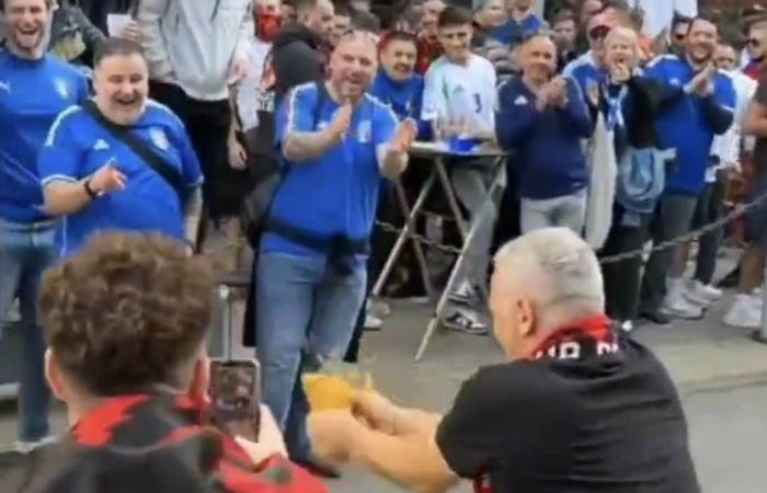 La provocation des supporters albanais face aux supporters italiens : sacrilège aux spaghettis