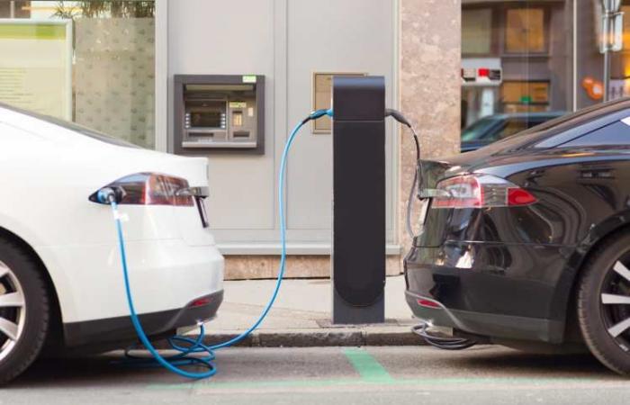 La nouvelle loi sur les voitures électriques est adoptée : à partir de 2027, ils devront tous avoir ce document | S’ils ne vous délivrent pas le certificat, vous pouvez tout jeter