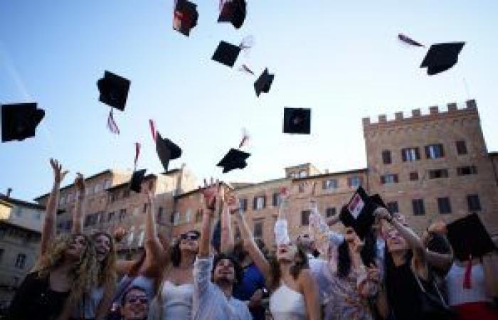 Journée de remise des diplômes 2024 de l’Université de Sienne.