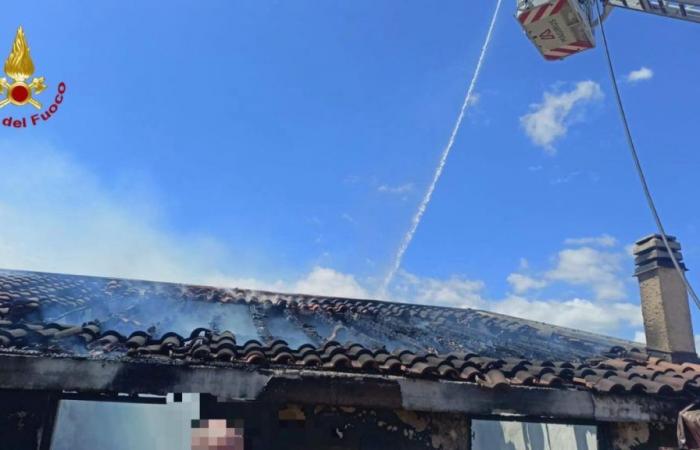 Journée chargée pour les pompiers, sauvetage touristique à Messine et incendie éteint dans un immeuble à Falcone – Vetrina Tv