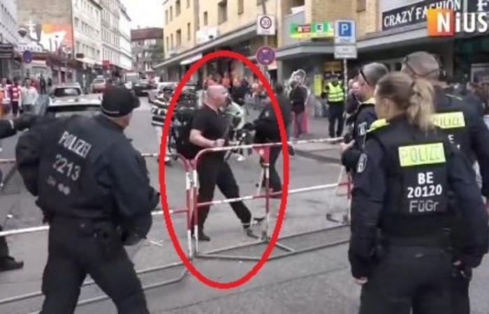 Hambourg menace les policiers avec une pioche et un cocktail Molotov devant le stade avant le début de Pologne-Hollande : la police tire