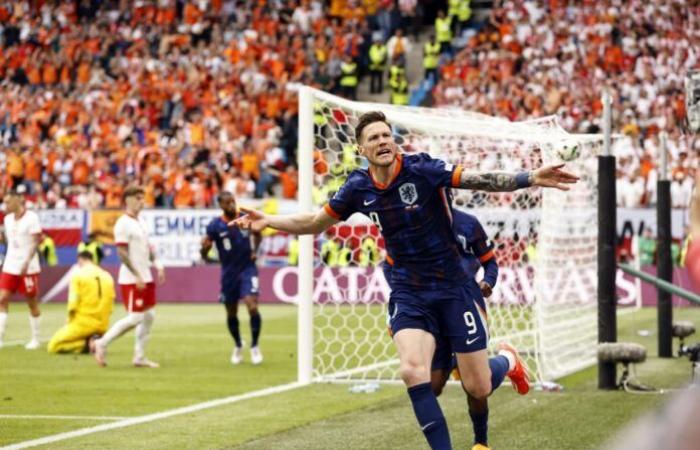 Les Pays-Bas reviennent et s’imposent 2-1 contre la Pologne Agence de presse Italpress
