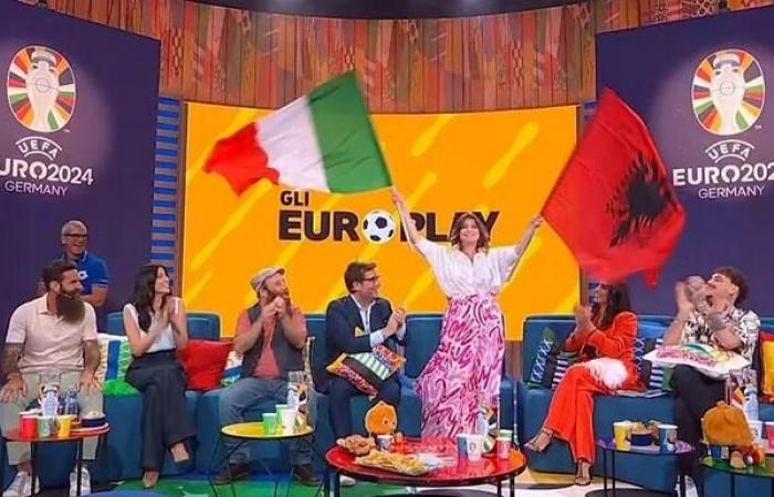 Europlay avec Michela Giraud, un “tic” insensé de Rai pour les Championnats d’Europe qui est un coup de pied dans la face de Gialappa – MOW