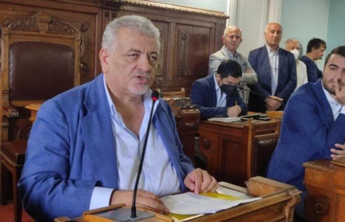 Cava Durazzano, ferme opposition de Matera “Programmes de révision de la région Campanie”