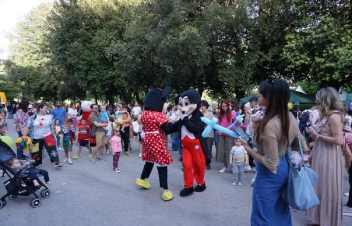 Des centaines d’enfants joyeux à Potenza pour la Fête de la Joie ! Les photos