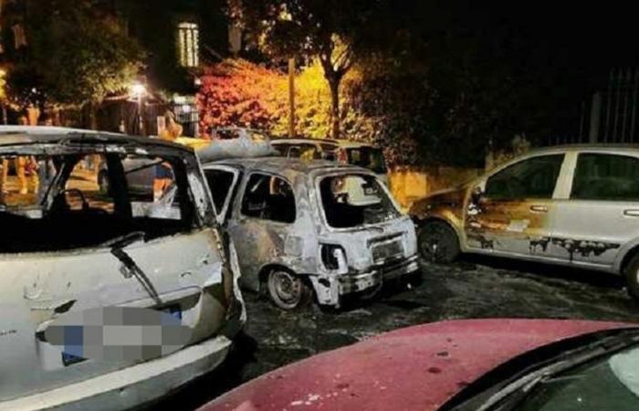 Elle se sépare de son mari et engage un ami pour brûler toutes ses voitures : 9 voitures détruites