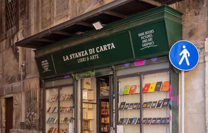 “La salle des papiers” : une librairie magique à Palerme, au pied d’un clocher
