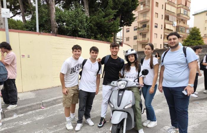 Castellammare, élèves testant leurs examens finaux : Inquiets pour le deuxième examen – Le lycée Severi a aimé les traces italiennes