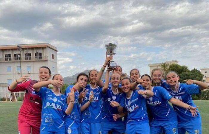 Marsala, championne régionale de football féminin des moins de 15 ans – LaTr3.it
