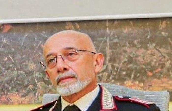 Après 37 ans en uniforme, le lieutenant Rosario Maurizio Castiglia prend sa retraite