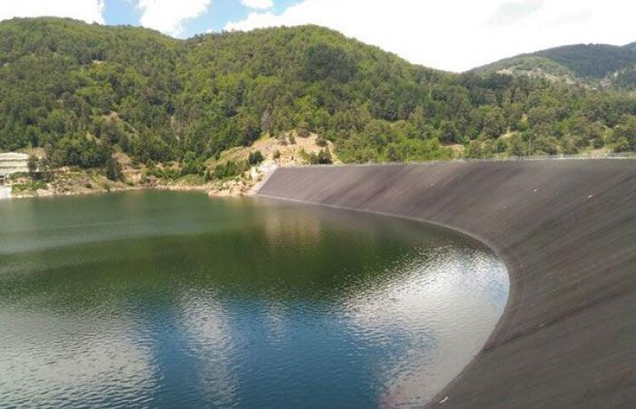 Alarme sécheresse en Calabre, sources en baisse de 50% : Sorical invite les communes à fermer la nuit
