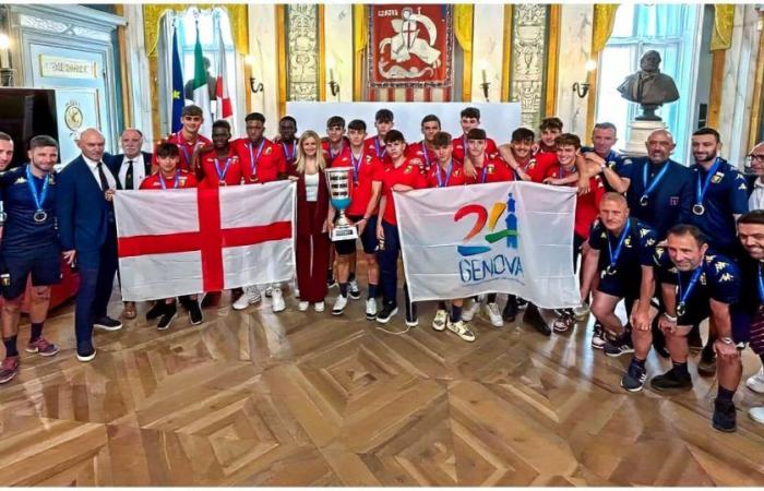 Football, Gênes moins de 18 ans champions d’Italie : fête au Palazzo Tursi pour le jeune Grifoncini
