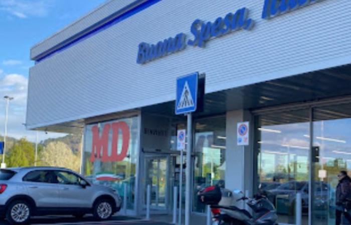 “Mettez-le vous-même, n’allez plus aux toilettes” : l’audio choquant du gérant d’un supermarché à Brandizzo (Turin)