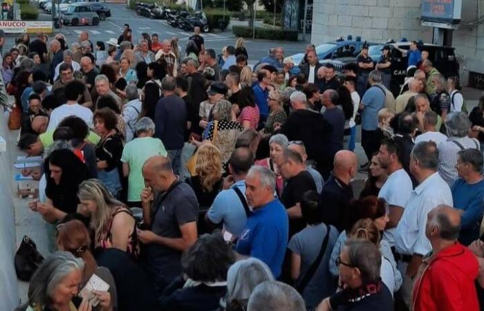 Les citoyens “Stop 5G” ne s’arrêtent pas : la collecte de signatures se poursuit et samedi soir elles seront diffusées sur Canale Italia