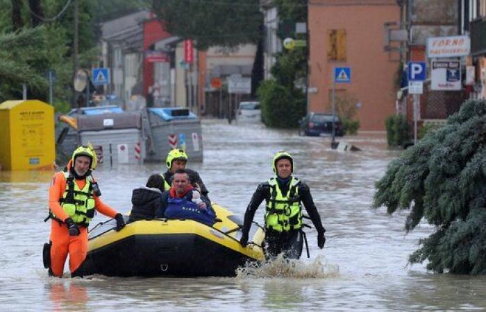 TIVOLI – 75 victimes des inondations sauvées en Émilie-Romagne, médaille d’argent pour le pilote héros
