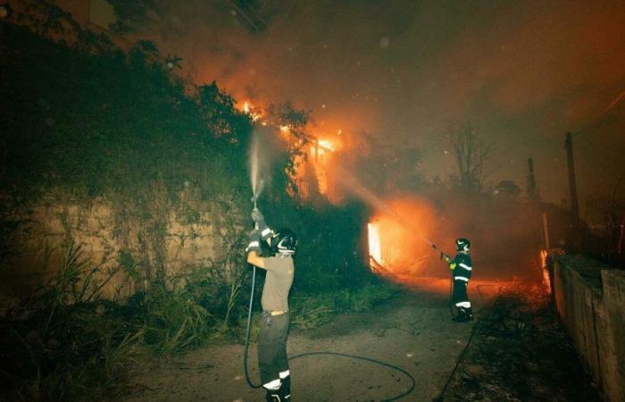 Incendie de Camaldoli à Naples, recherche de pyromanes : la peur des habitants