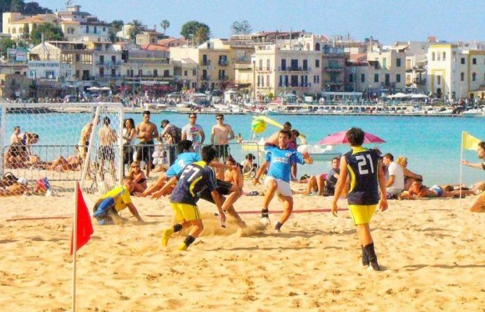 Messine: le championnat de Beach Soccer de Serie B “Sabbie di Sicilia” a commencé