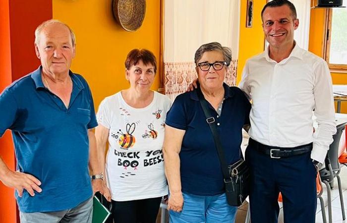 Le maire Raimondo Cacciotto a rencontré hier soir à la ferme Arcobaleno de Guardia Grande une représentation des comités villageois