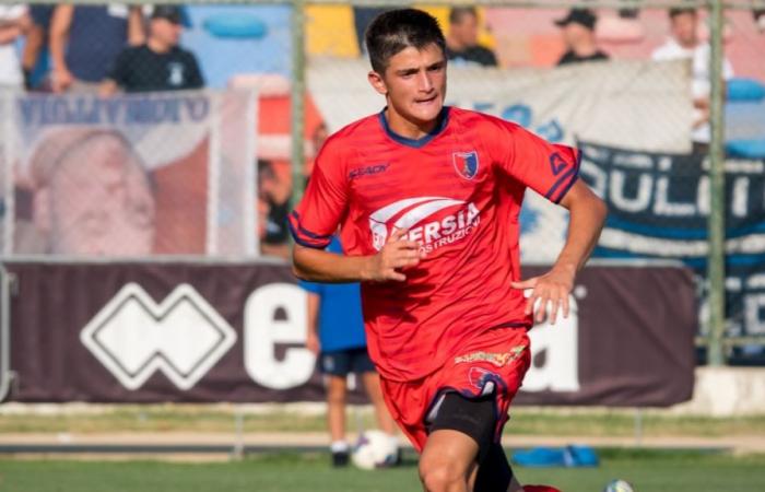 Pescara football : l’attaquant de 18 ans Saccomanni a signé, la saison dernière en D à Notaresco