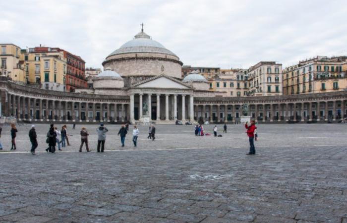 X Factor, la finale sur la Piazza Plebiscito : si Naples est la ville de la musique, il vaut mieux changer la partition