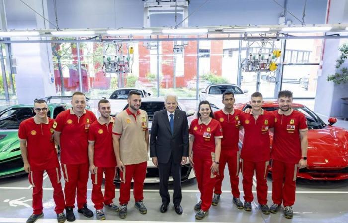 Mattarella chez Ferrari. La nouvelle usine lancée
