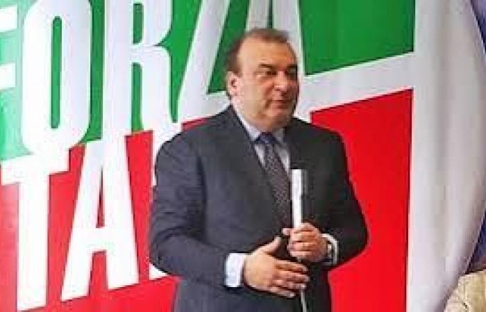 Forza Italia, en Campanie, présente un autre candidat aux élections régionales