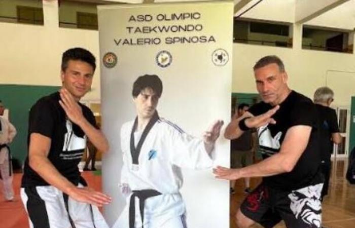 L’acteur et artiste martial Ron Smoorenburg à Legnano en souvenir de Valerio Spinosa