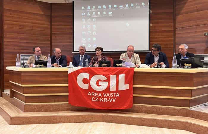 Lamezia, réunion CGIL sur le développement de la zone centrale de Calabre : « De sérieux investissements sont nécessaires »