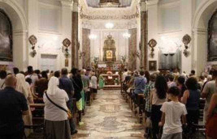 Catane, nombreux à la prière promue par la Communauté de Sant’Egidio en mémoire de ceux qui ont perdu la vie en Méditerranée ou en suivant d’autres routes
