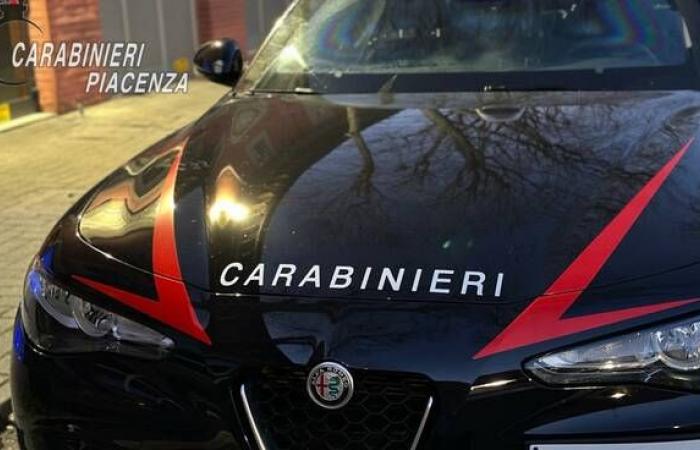 Condamné pour agression sexuelle, un homme de 63 ans retrouvé et arrêté à Parme par les carabiniers de Plaisance