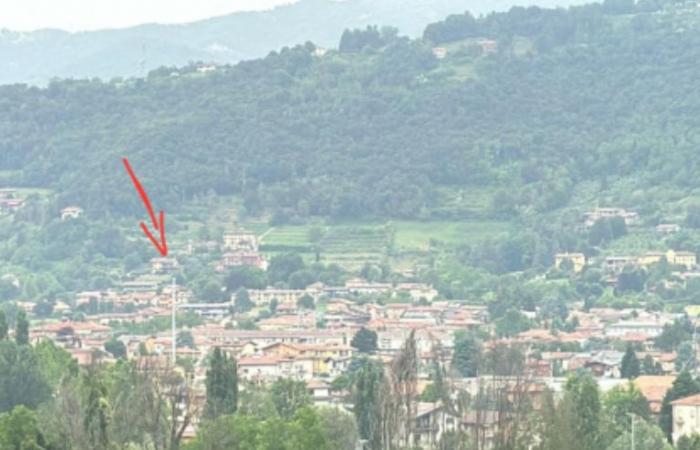 Nouvelle antenne téléphonique à Valtesse, Carrara (Lega): «Elle doit être déplacée ou redimensionnée»