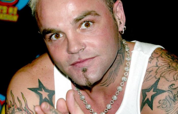Décès du chanteur de Crazy Town Shifty Shellshock, corps retrouvé chez lui à Los Angeles : il avait 49 ans