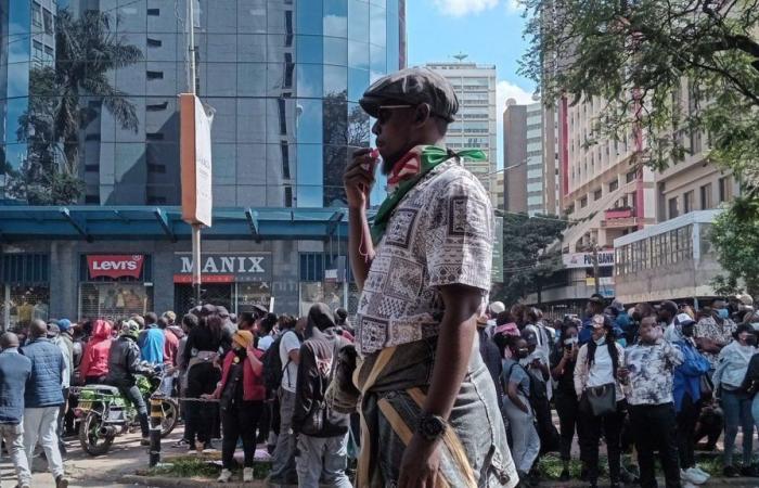 Kenya, protestations contre la hausse des impôts : le Parlement incendié et 10 morts