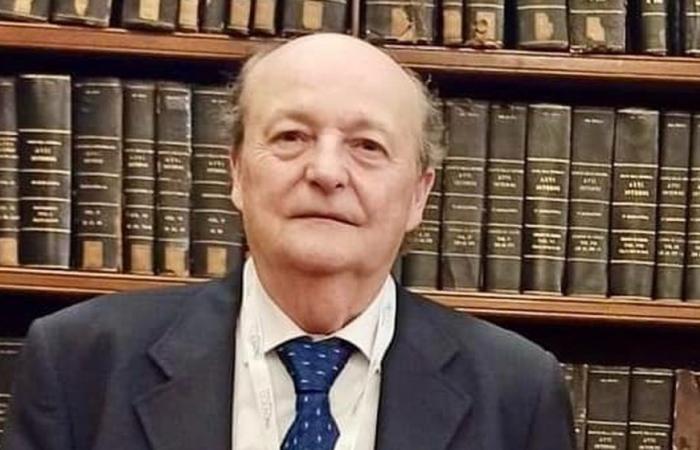 Montegiorgio en larmes suite au décès du président historique de Pro Loco, Fiorenzo Pergolesi. Le maire sur Facebook : «Nous ne vous oublierons pas»
