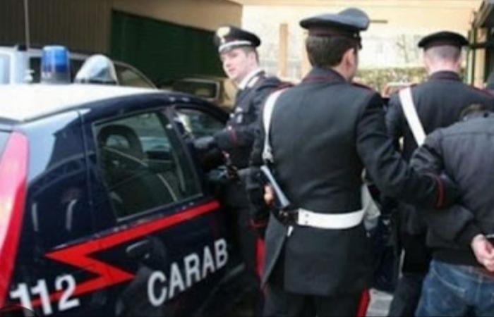 Les carabiniers arrêtent un haut responsable du clan Licciardi — Vita Web TV