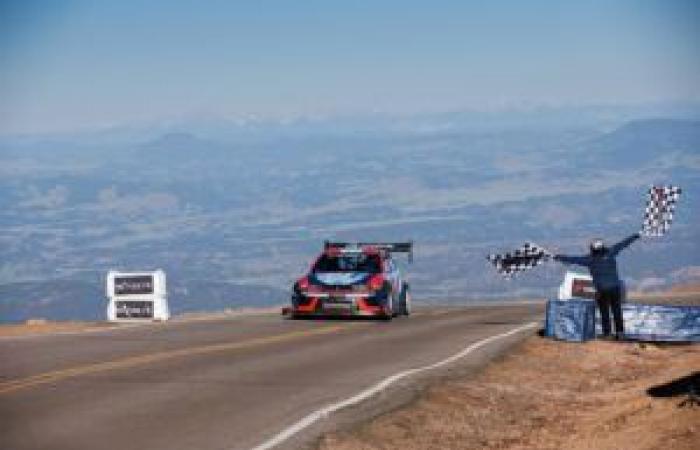 IONIQ 5 N a remporté la catégorie Crossover EVs à Pikes Peak