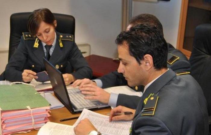 Pouilles de l’évasion fiscale dans le rapport de la Police Financière : 532 contribuables inconnus du fisc, à Bari 144 évadés au total