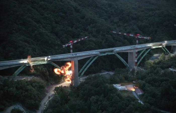 Effondrement du viaduc de Gravagna : la vidéo de l’explosion