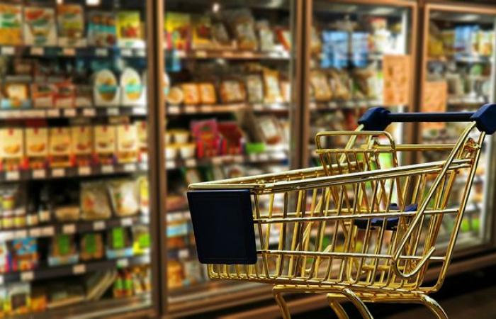 Viterbe, les supermarchés se multiplient et la mobilité est de moins en moins durable