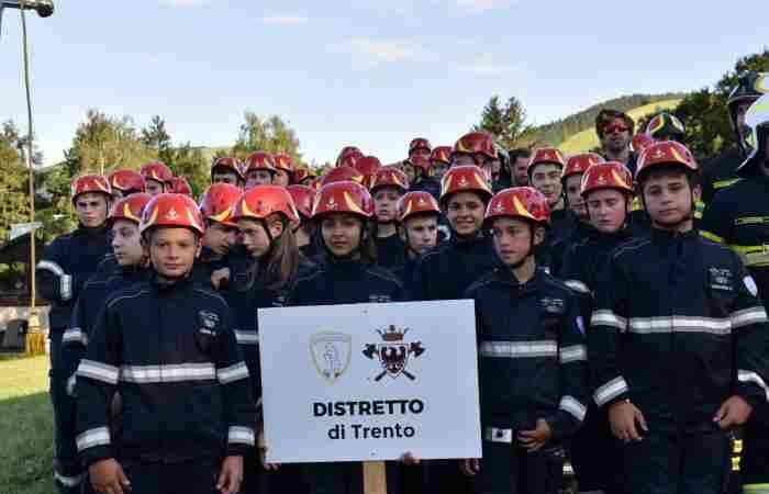 Pompiers, étudiants : un camping provincial inauguré | Gazzetta des Vallées