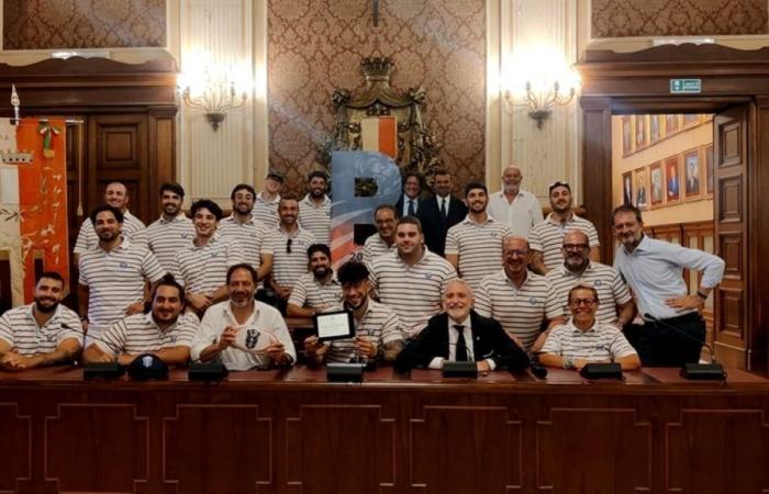 La Municipalité récompense Tigri Rugby Bari promu B : “Résultat extraordinaire”